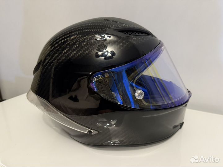 AGV pista GP carbon
