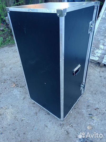 Короб для музыкального инструмента