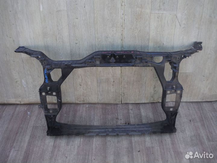 Телевизор (панель передка) №2 Аudi Q5 2009