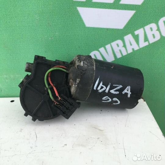 Моторчик стеклоочистителя передний Сеат Кордоба