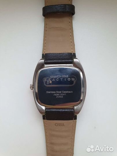 Часы Kenneth Cole Reaction