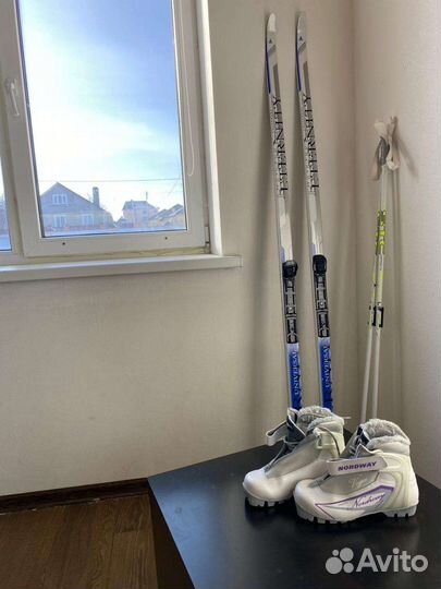 Лыжи беговые с ботинками