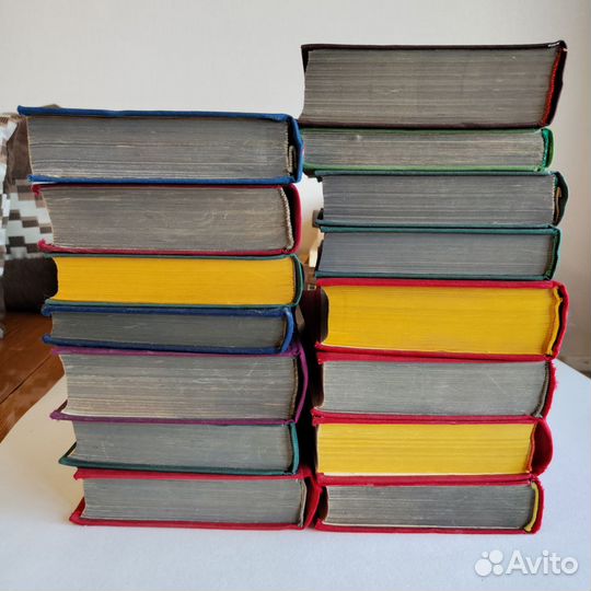 Библиотека классики. Классика и другие книги