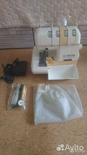 Оверлок/швейная машина Jaguar 087
