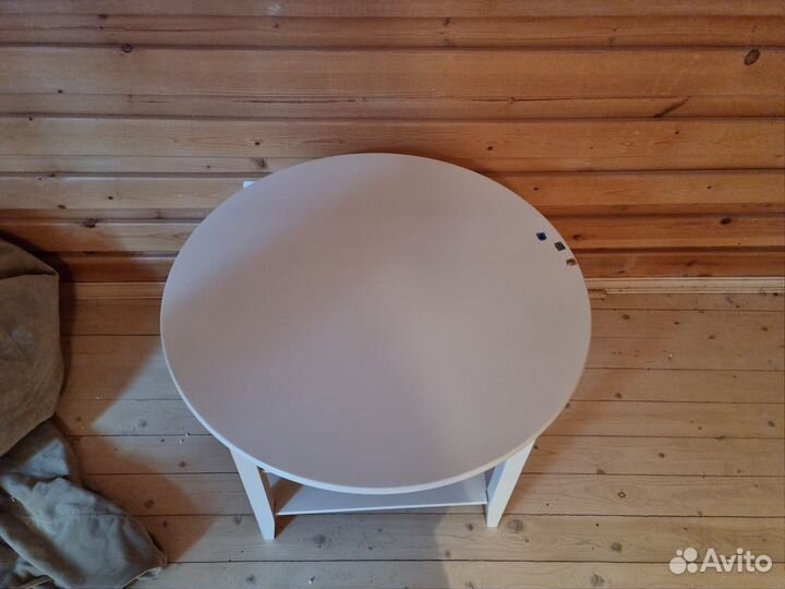Журнальный столик IKEA