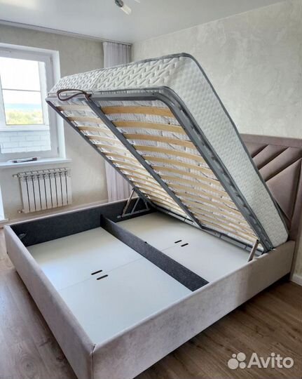 Кровать 200х200