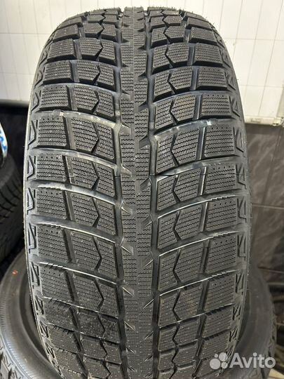 Leao Winter Defender Ice I-15 SUV 265/40 R22 106S