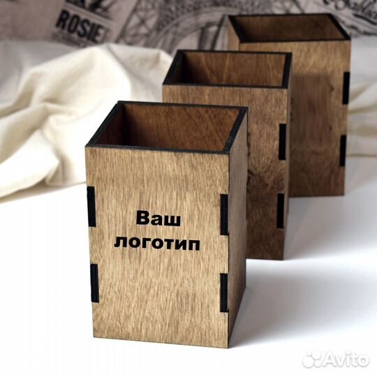 Деревянные подставки для столовых приборов