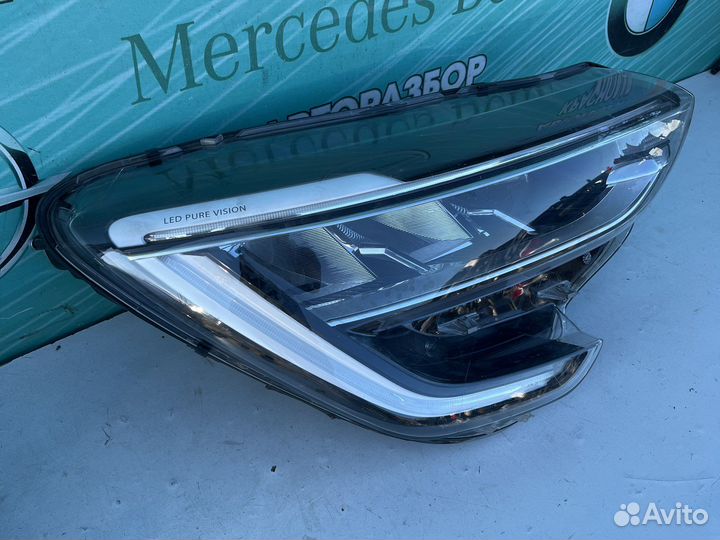 Фара правая LED Renault Arcana/19-22г