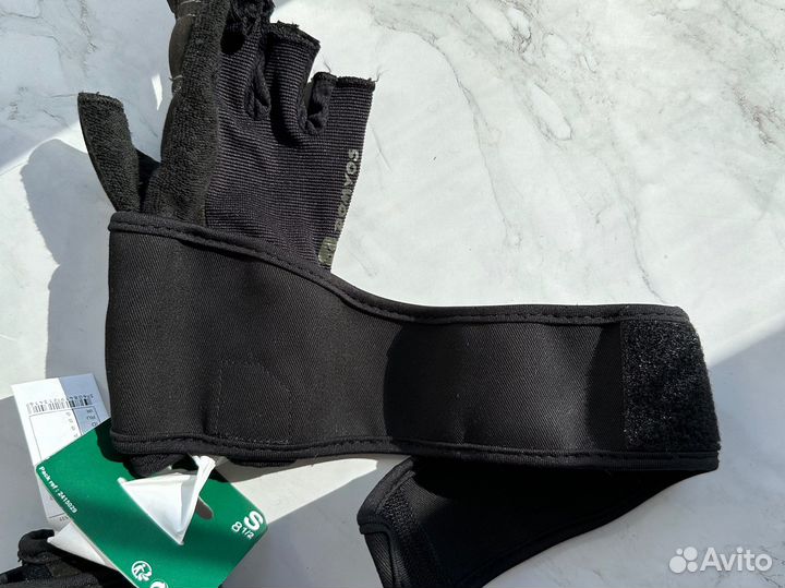 Перчатки для спортзала