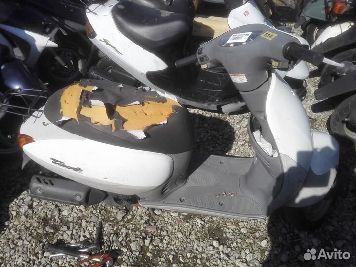 Запчасти на мопед Honda Tact af51 Япония