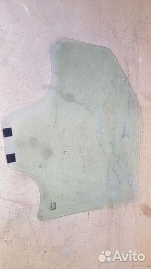 Стекло задней правой двери renault logan 1