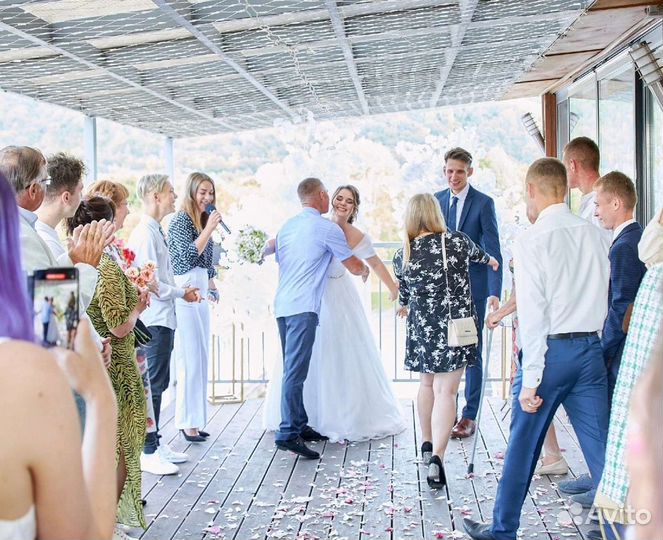 Ведущая тамада + Dj