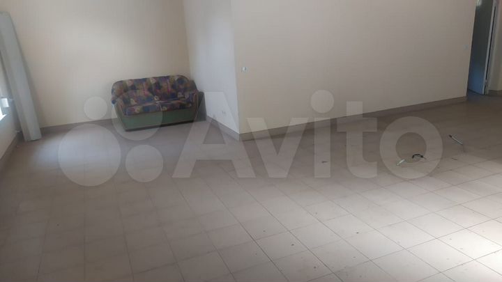 Торговая площадь, 120 м²