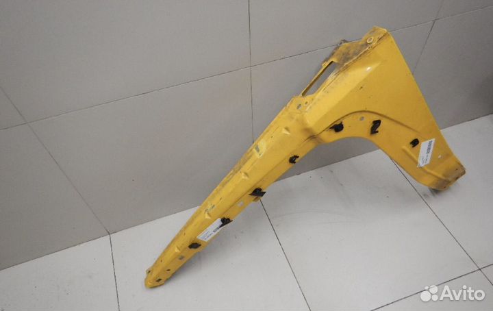 Крыло переднее левое Hummer H3 2005-2010