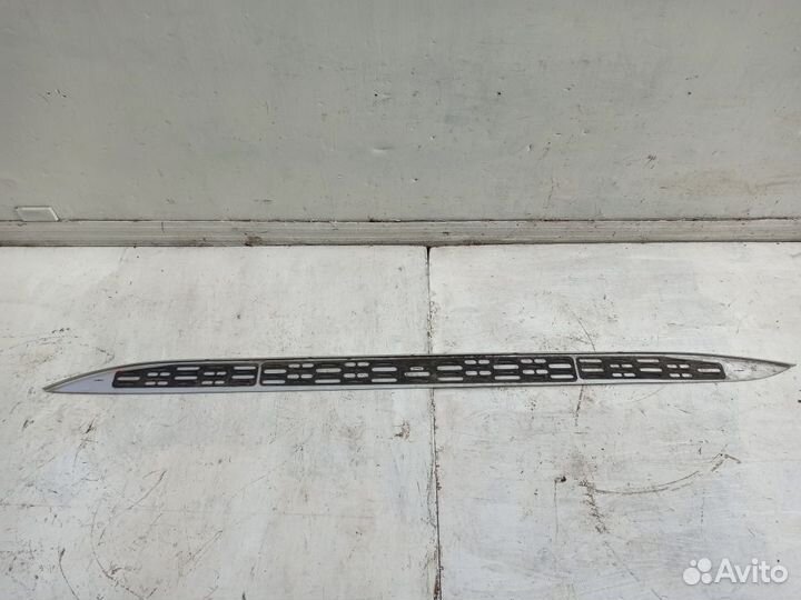 Накладка правой подножки