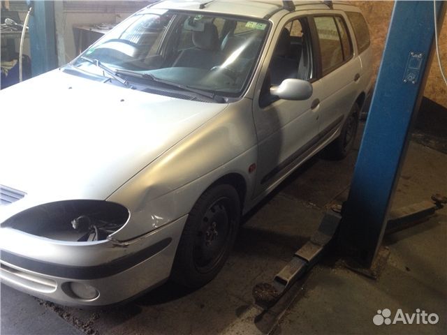 Разбор на запчасти Renault Megane 1996-2002