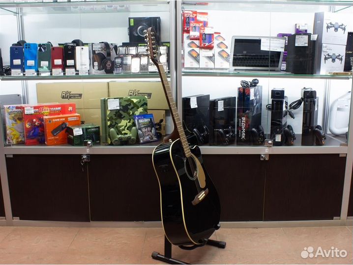 Электроакустическая гитара Fender Redondo Player J