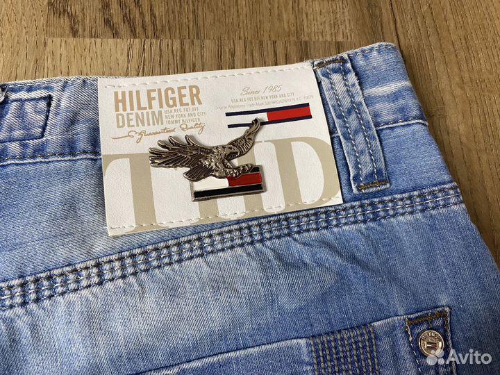 Джинсы Tommy Hilfiger