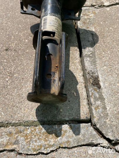 Амортизатор Renault Fluency