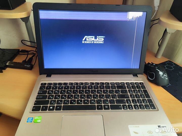 Ноутбук asus