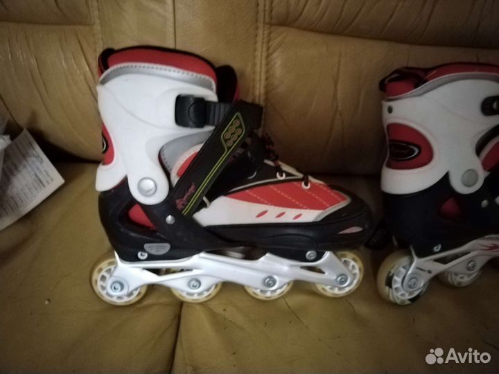 Роликовые коньки