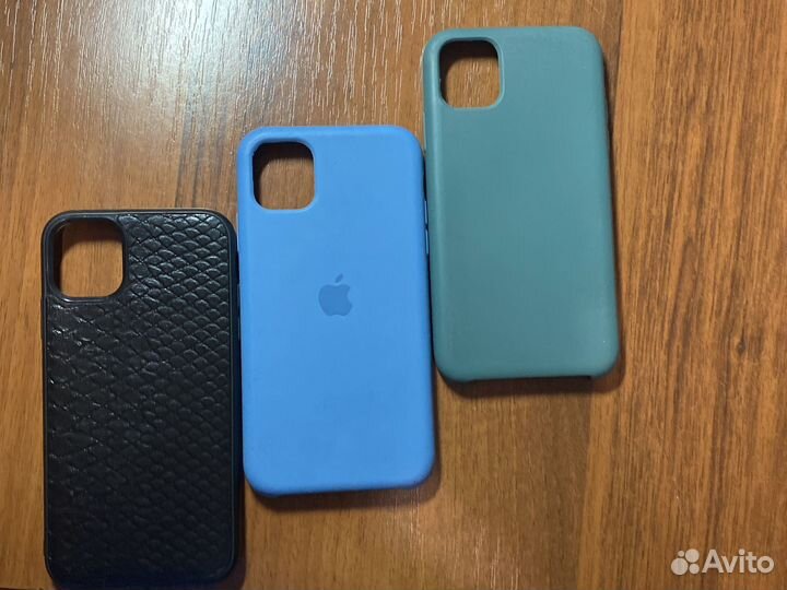 Чехлы на iPhone 11