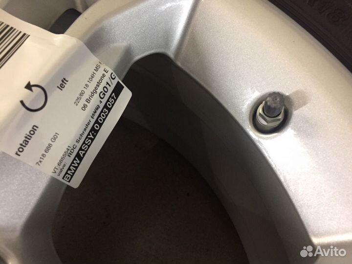 R18 Bridgestone Blizzak LM-001 225/60, PCD 5x112 DIA 66.6