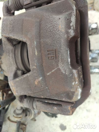 Суппорт передний Шевроле Круз Chevrolet Cruze