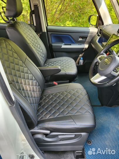 Автомобильные чехлы на Toyota Tank-Toyota Rumion