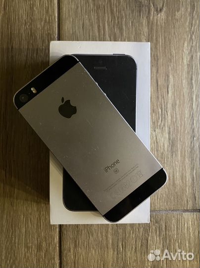 iPhone 5 se 32 gb