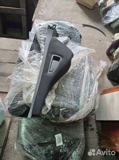 Задние сиденье от субару леворг