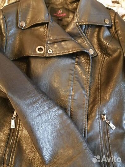 Куртка кожаная женская