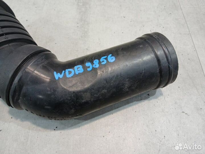 Патрубок воздушный Mercedes G500 W463 113.962 2005