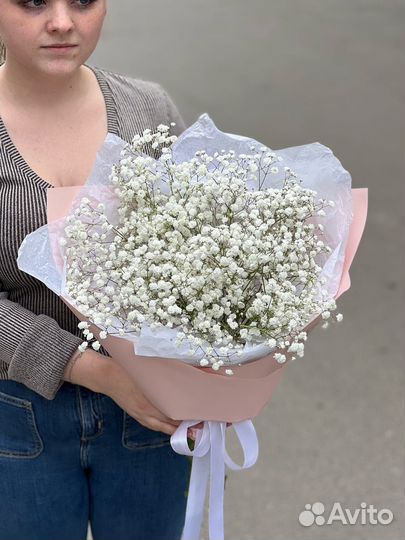 Букет из белой гипсофилы