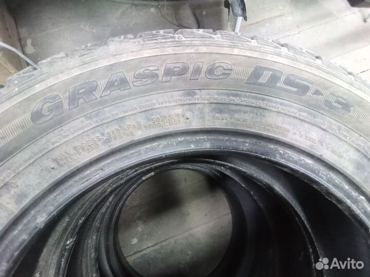 Dunlop Graspic DS3 215/60 R16 Q