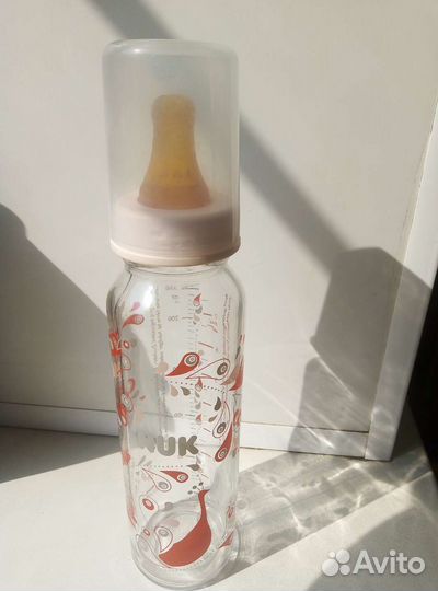 Бутылочка Nuk стеклянная, 230мл