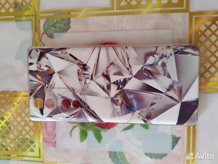 Продам силиконовые чехлы на хонор 70