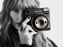 Плёночный фотоаппарат Instax Taylor Swift
