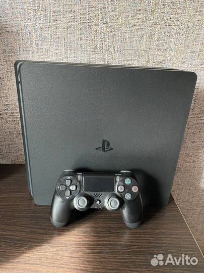 Sony PS4 slim