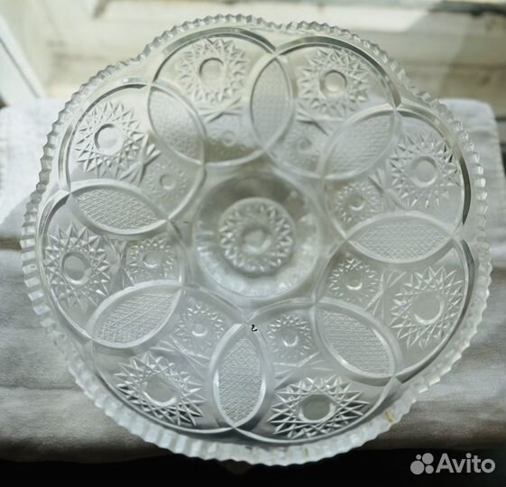 Хрустальная ваза