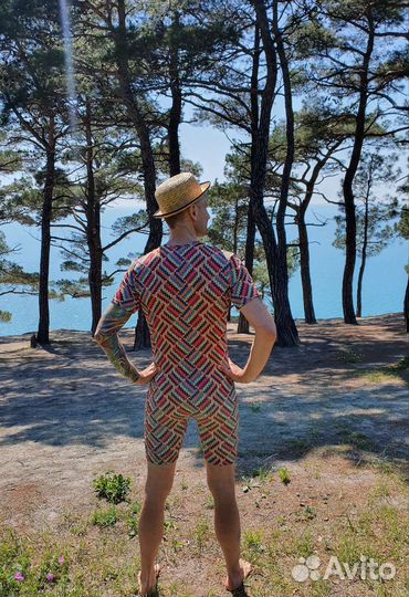 Мужской купальный костюм