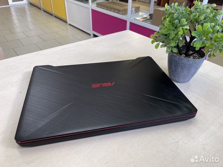 Игровой ноутбук Asus TUF/Ryzen/RX560/8GB/SSD