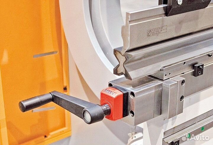 Листогибочный пресс