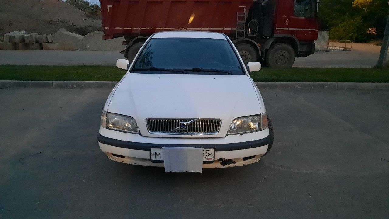 Volvo S40: фото владельца