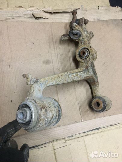 Рычаг передний нижний правый Mercedes w210 4 matic