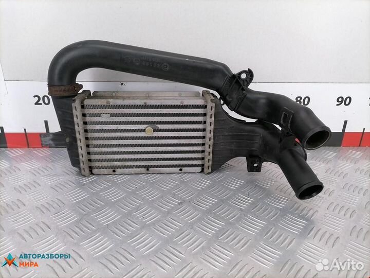 Интеркулер Opel Zafira (A) 2003 93170666