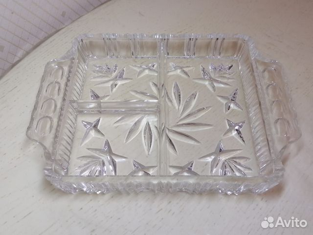 Стеклянная менажница