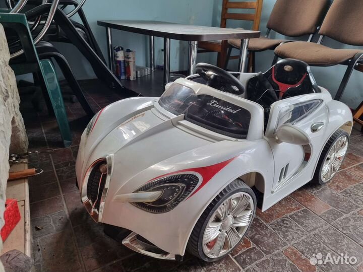 Детский электромобиль бу