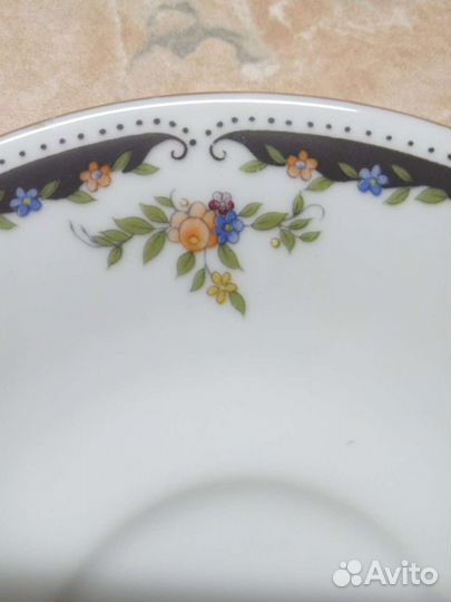 Тарелки пирожковые Япония, блюдца